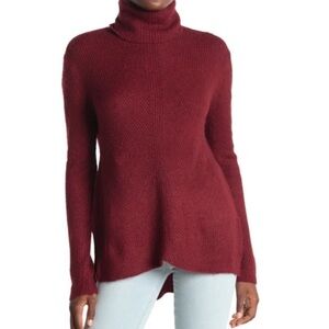 Sweet Romeo Red Abstract Rib Turtleneck Tunic  Sweater L